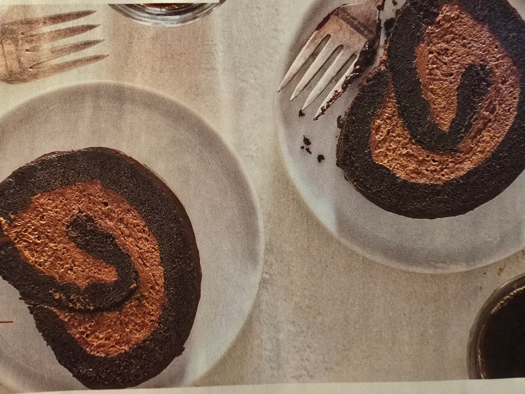 Chocolate Cream Roll*